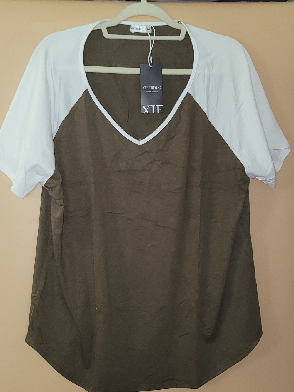 Brown V-Neck Raglan Short Sleeve Women's Tee